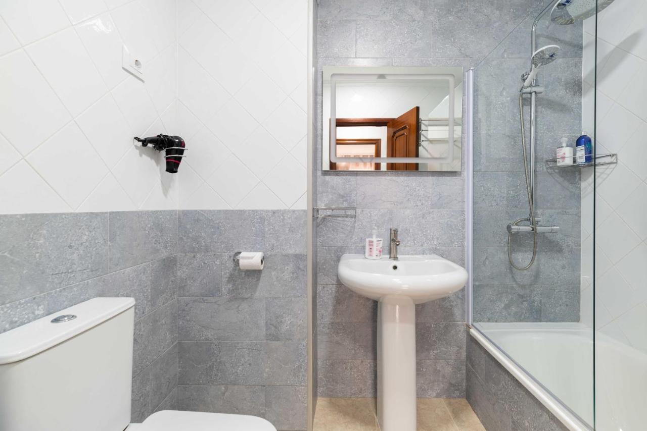Apartamento Espacioso Cerca De La Playa Con Aire Acondicionado Apartment Moaña Exterior foto