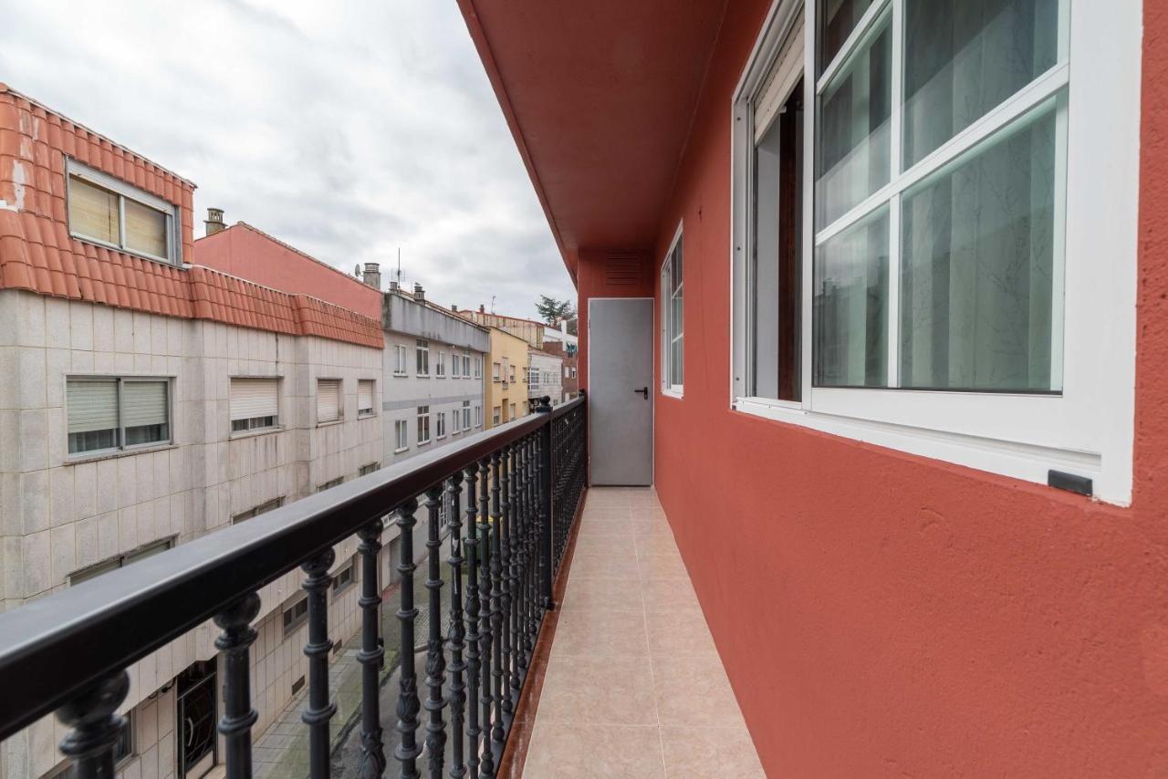 Apartamento Espacioso Cerca De La Playa Con Aire Acondicionado Apartment Moaña Exterior foto